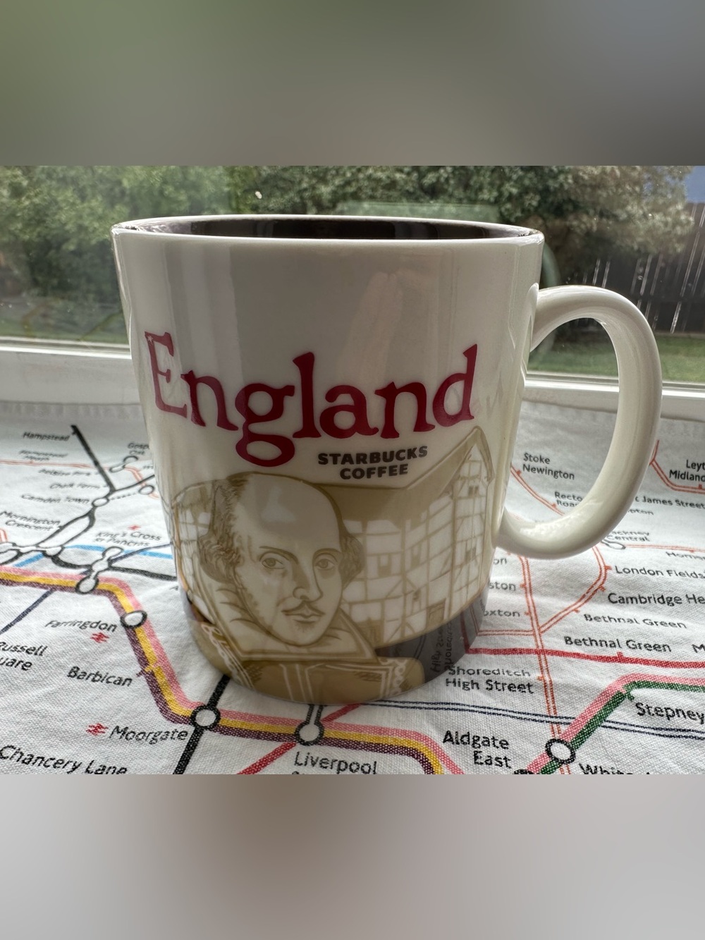 2010 Starbucks England Collectors Series Mug 16 oz Shakespeare